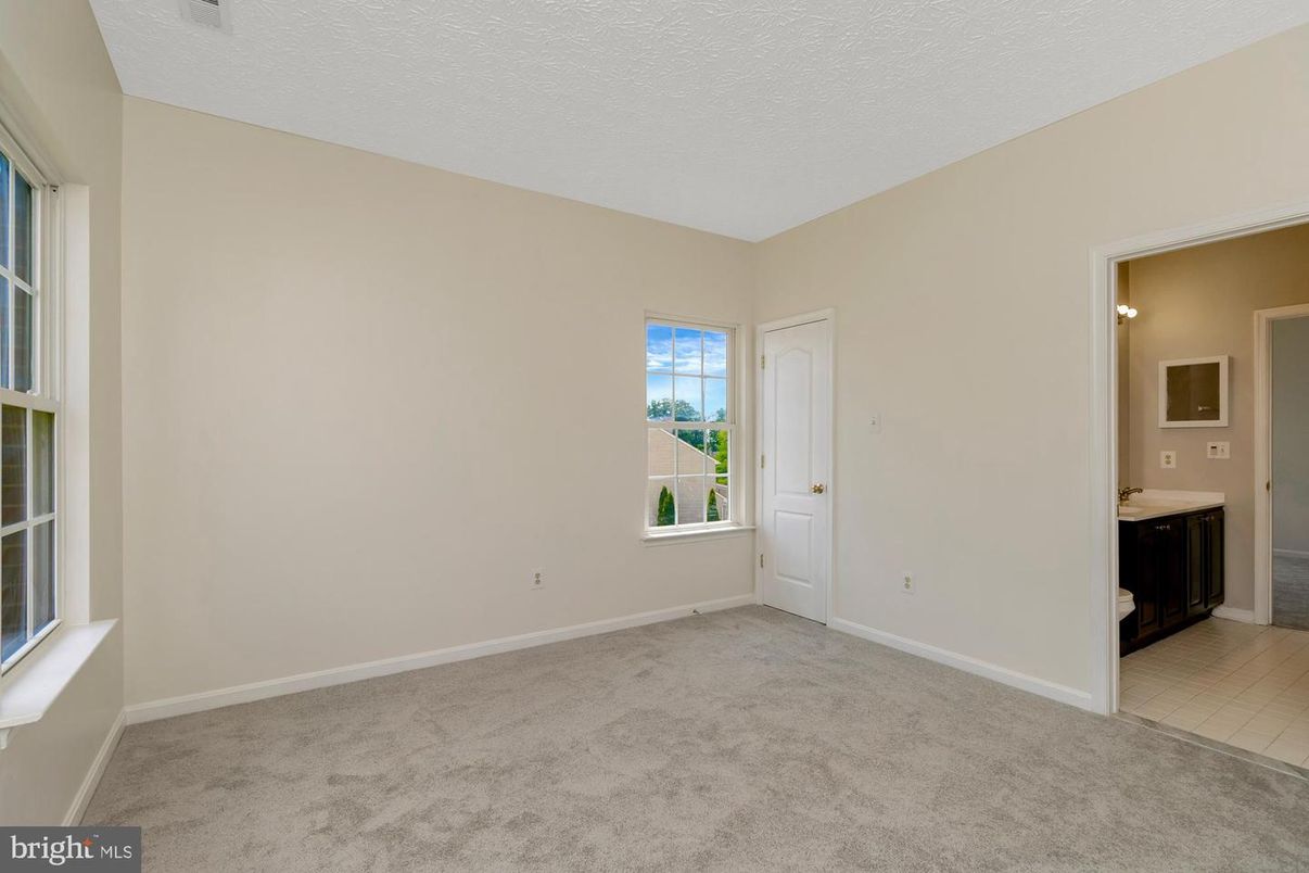 Bathroom, Empty room, Interior