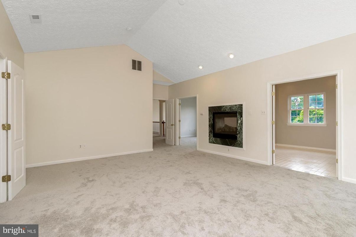 Empty room, Fireplace, Interior, Recessed Lighting
