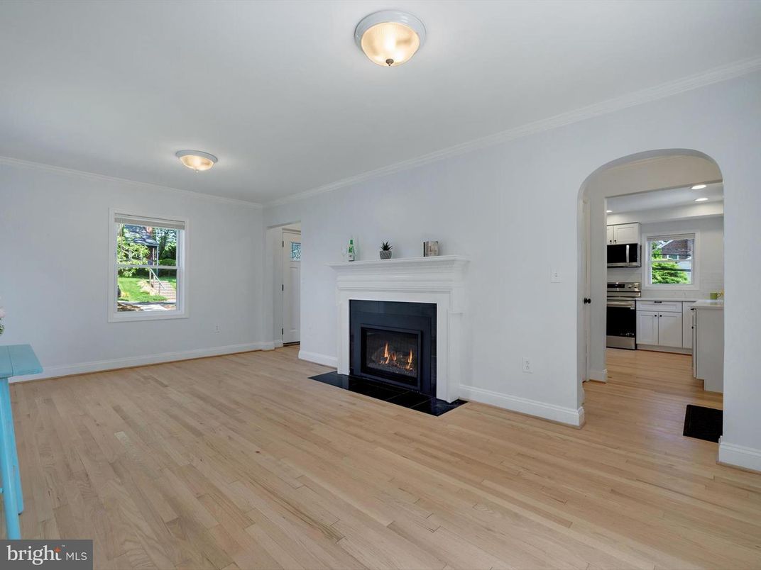 Empty room, Fireplace, Interior, Kitchen, Wood Texture Flooring
