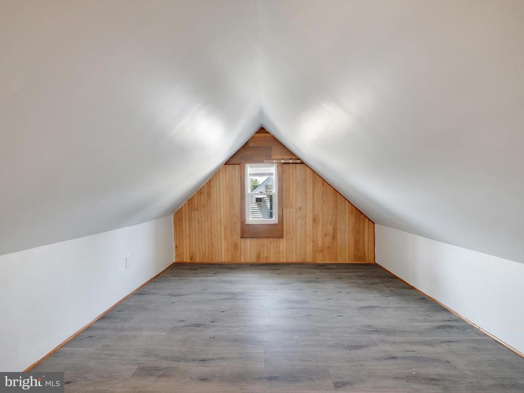 Empty room, Interior, Wood Texture Flooring, Wooden Walls