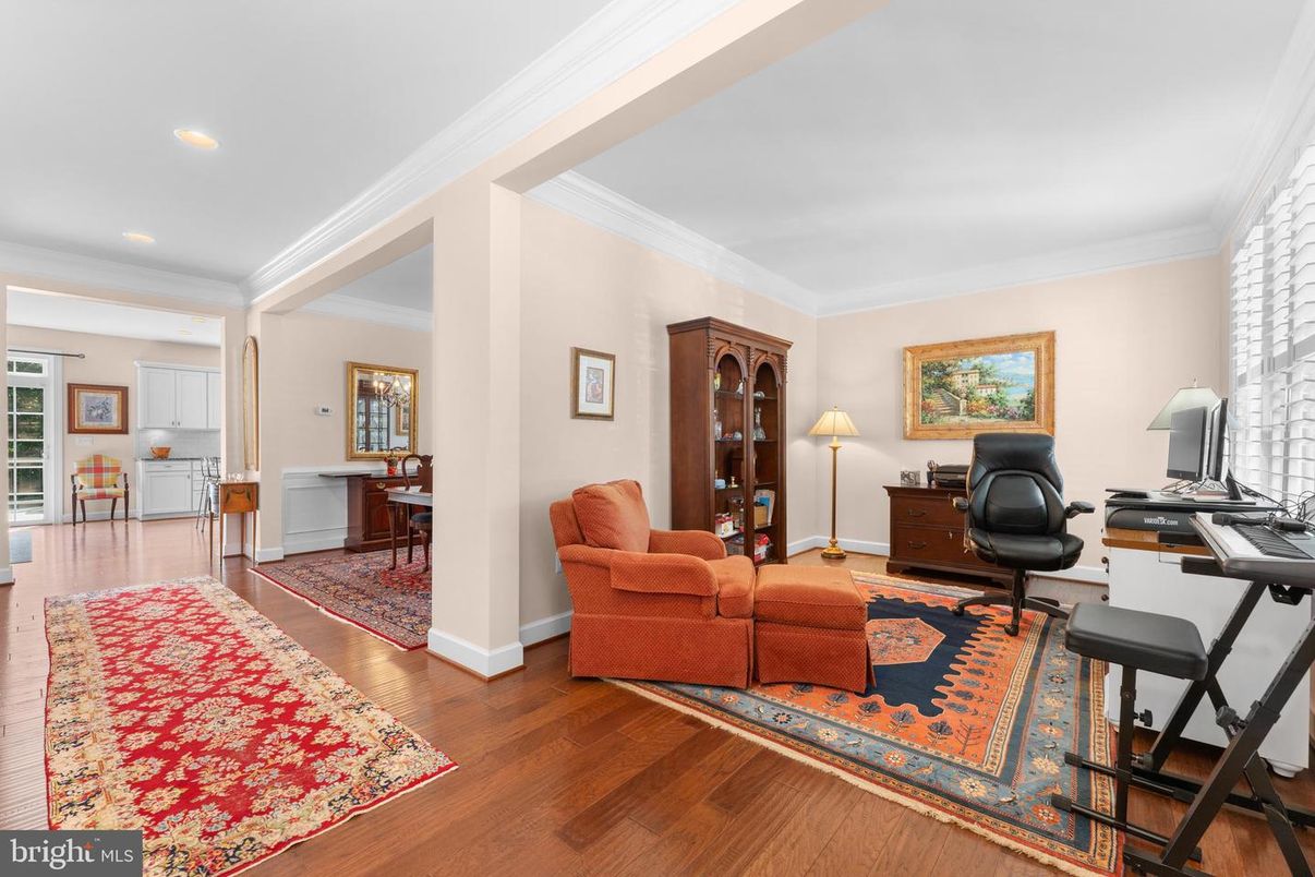 Fitness Equipment, Home Office, Interior, Recessed Lighting, Wood Texture Flooring