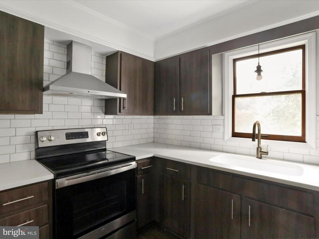 Interior, Kitchen, Pendant Lights