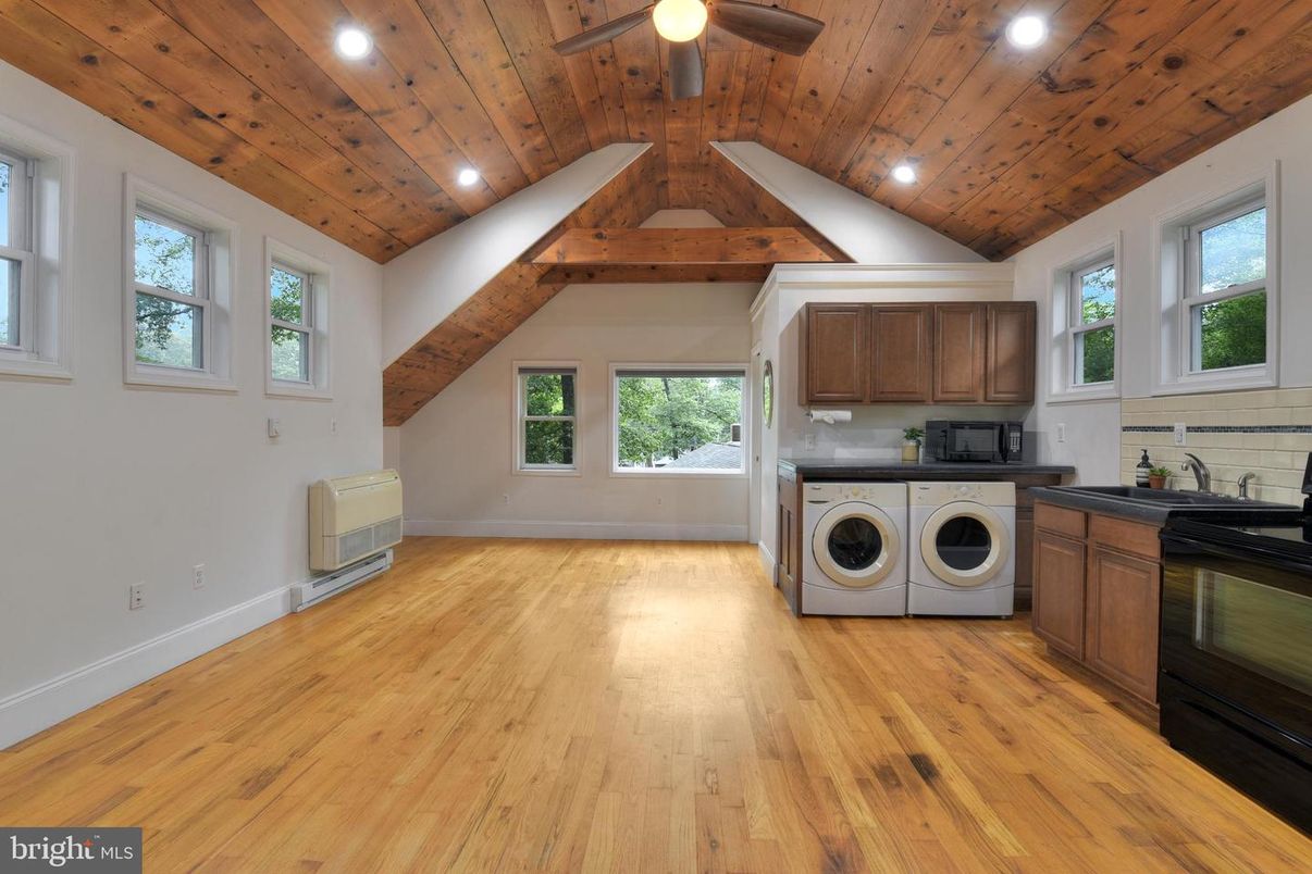 Interior, Kitchen, Recessed Lighting, Wooden Beams, Wooden Ceilings, Wood Texture Flooring