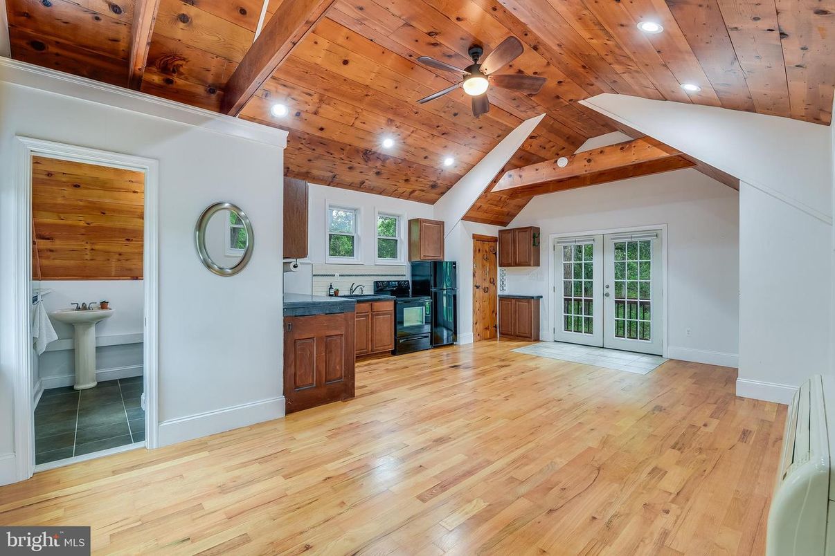 Empty room, Interior, Kitchen, Recessed Lighting, Wooden Beams, Wooden Ceilings, Wood Texture Flooring