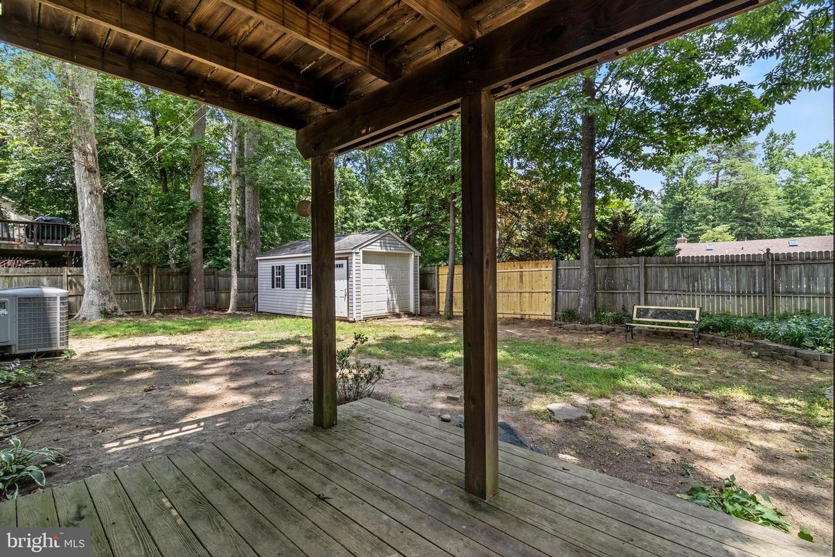 Backyard, Detached Garage, Exterior