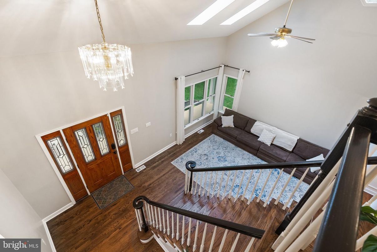 Chandelier, Interior, Wood Texture Flooring