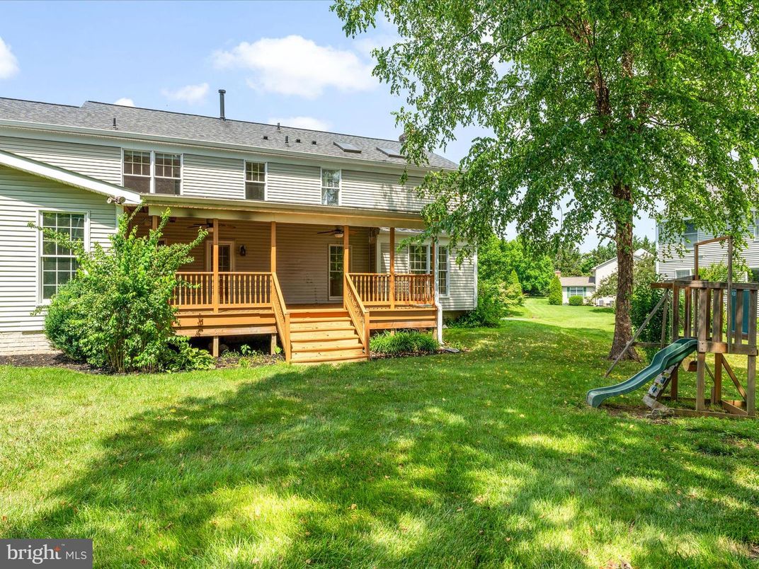 Backyard, Exterior, Playground