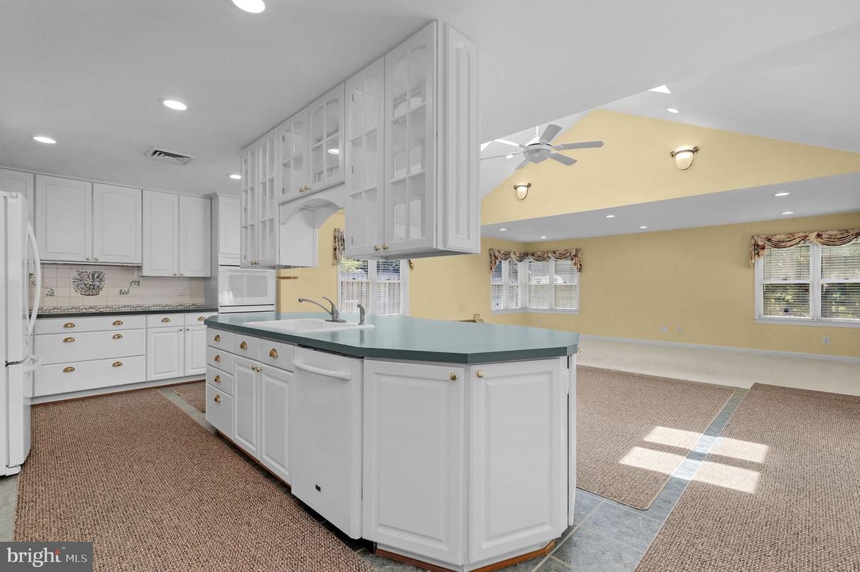 Interior, Kitchen, Recessed Lighting