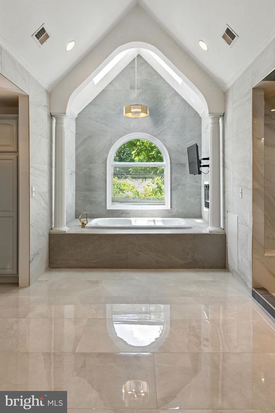 Bathroom, Interior, Marble Walls, Recessed Lighting