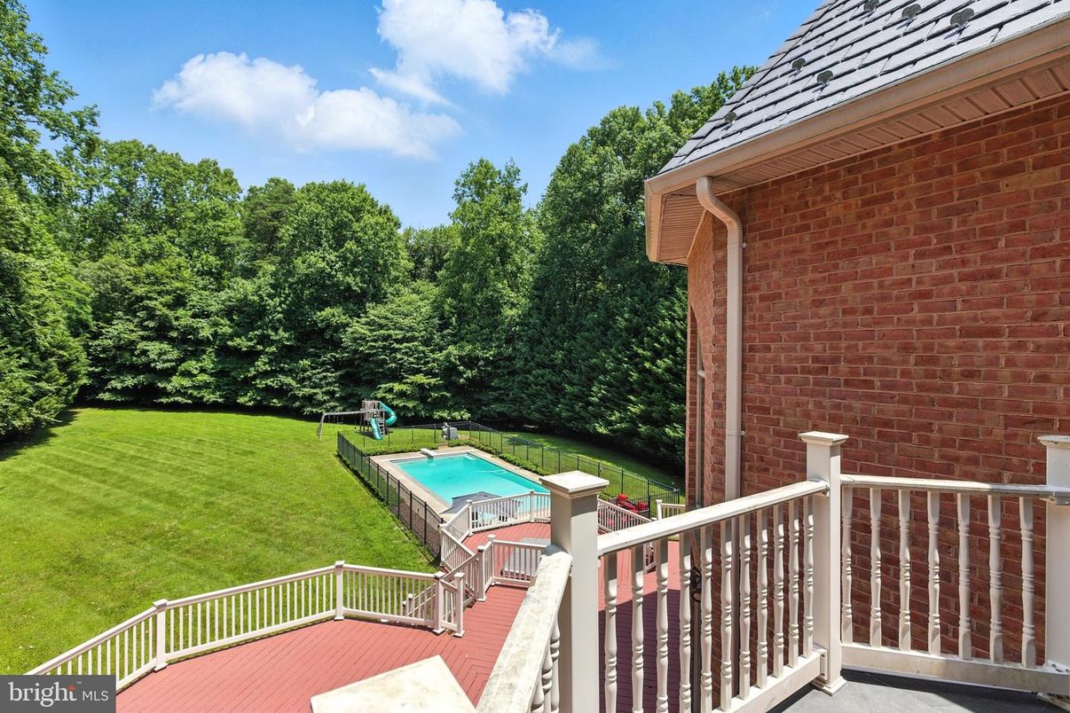 Backyard, Exterior, Pool