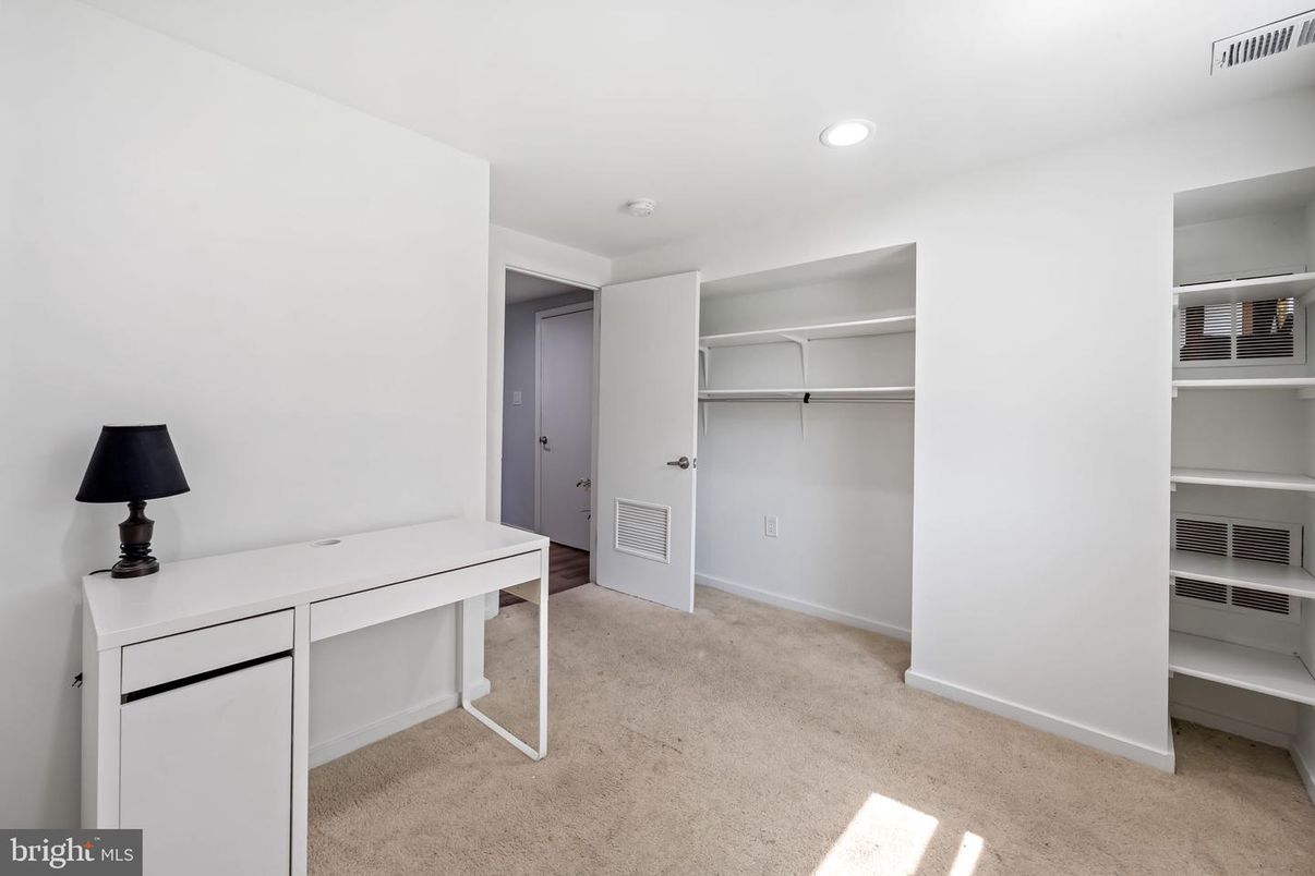 Interior, Recessed Lighting