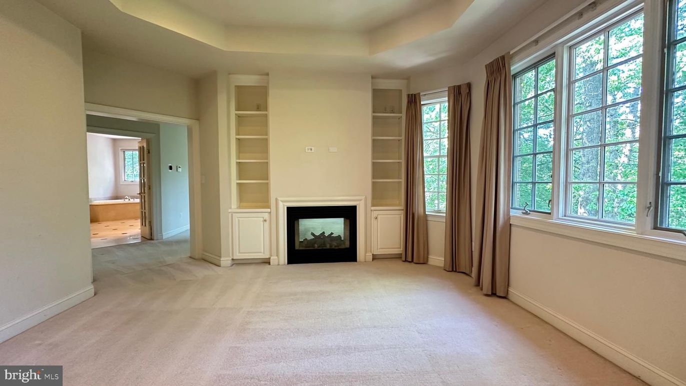 Empty room, Fireplace, Interior