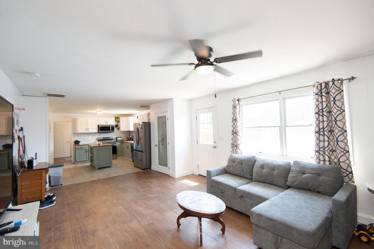 Interior, Kitchen, Living room, Stainless Steel Appliances, Wood Texture Flooring