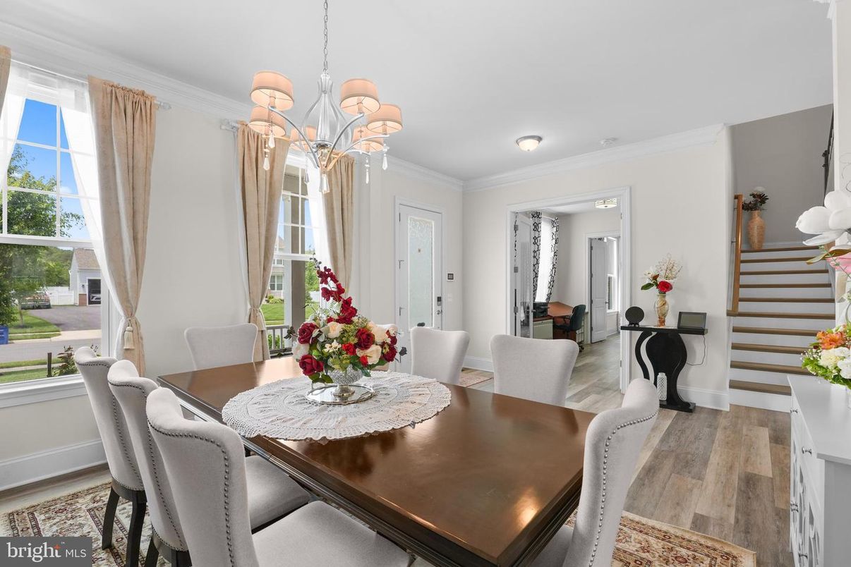Chandelier, Dining room, Interior, Wood Texture Flooring
