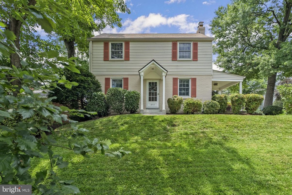 Backyard, Exterior, Facade, Georgian