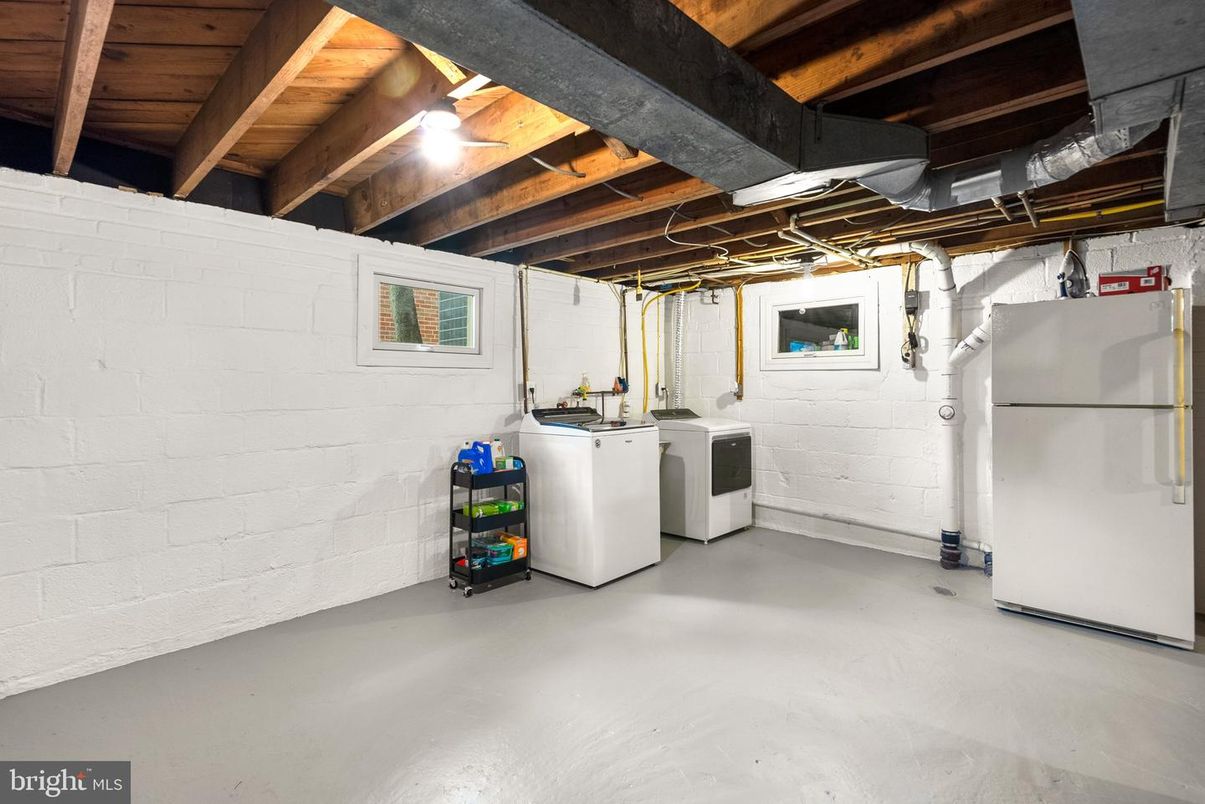 Interior, Stone Walls, Washer, Wooden Beams, Wooden Ceilings