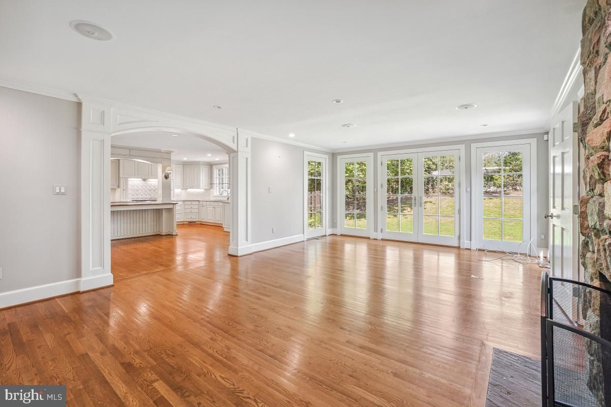 Empty room, Interior, Kitchen, Recessed Lighting, Wood Texture Flooring