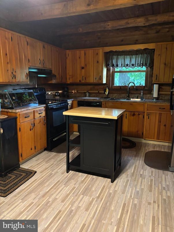 Interior, Kitchen, Wooden Ceilings, Wood Texture Flooring