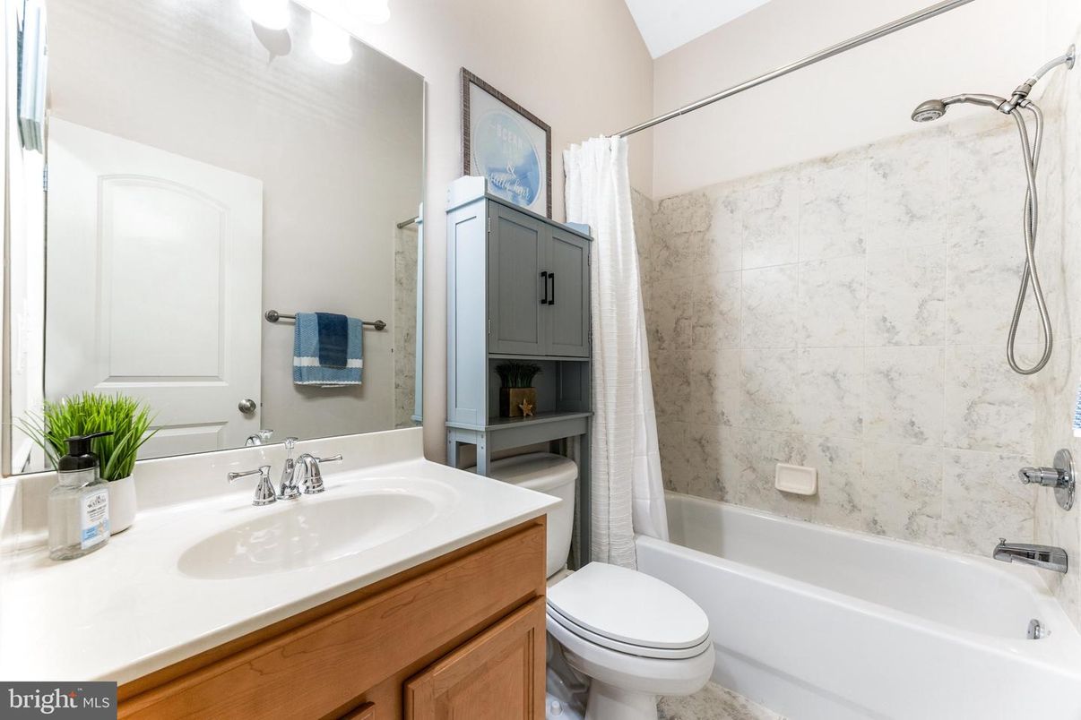 Bathroom, Interior, Marble Walls