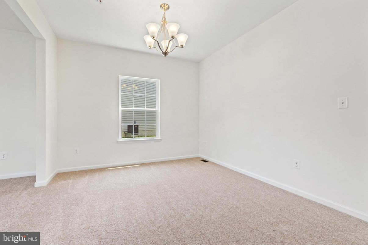 Chandelier, Empty room, Interior