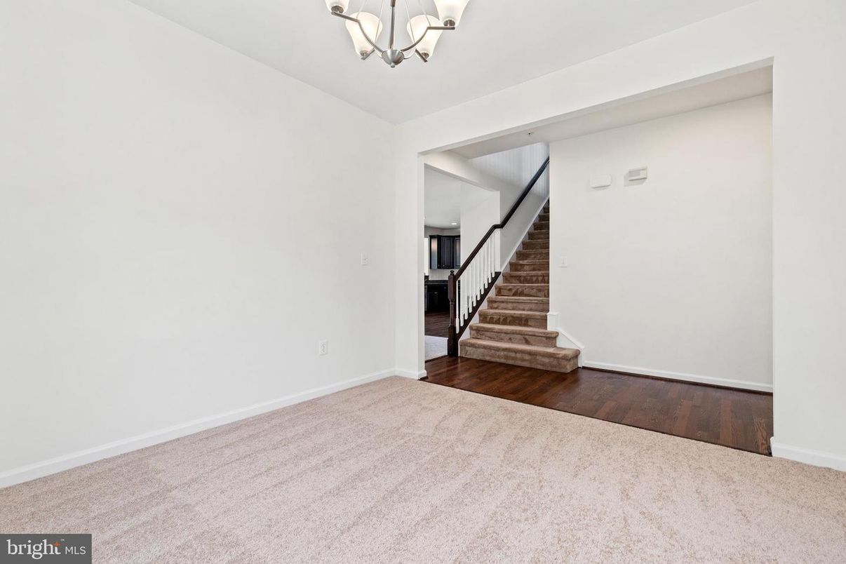Chandelier, Empty room, Interior, Wood Texture Flooring