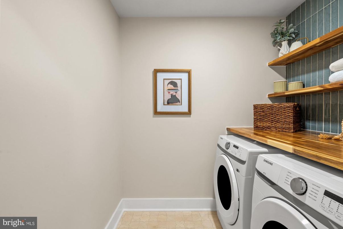Interior, Washer