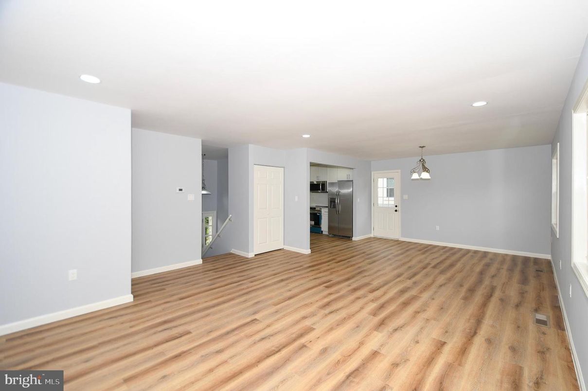 Empty room, Interior, Kitchen, Pendant Lights, Recessed Lighting, Wood Texture Flooring
