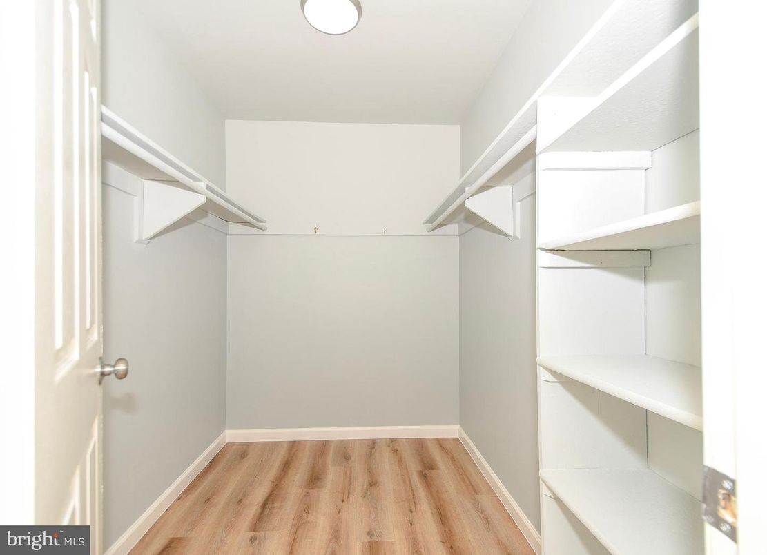 Interior, Recessed Lighting, Walk-in Closets, Wood Texture Flooring