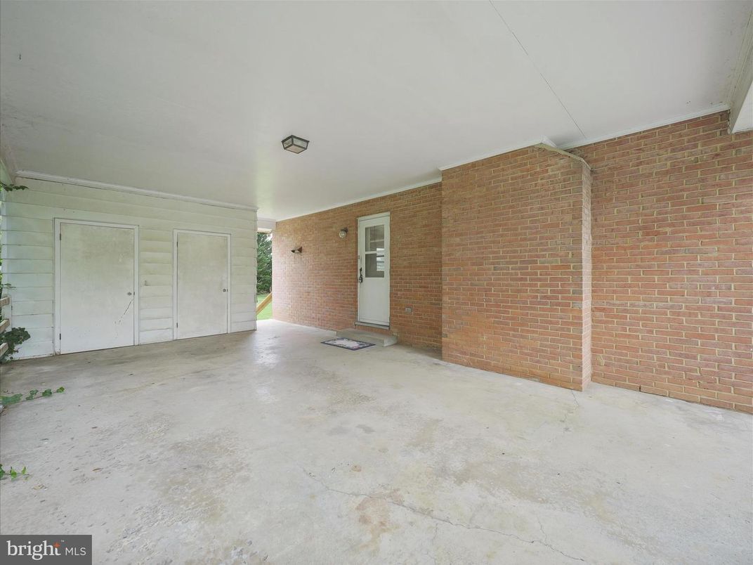 Empty room, Interior, Stone Walls