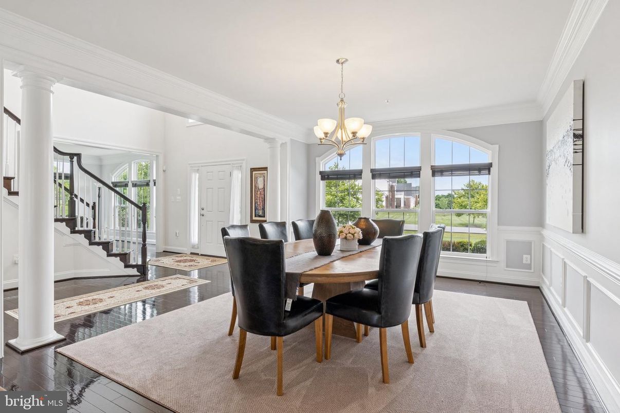 Chandelier, Dining room, Interior, Wood Texture Flooring