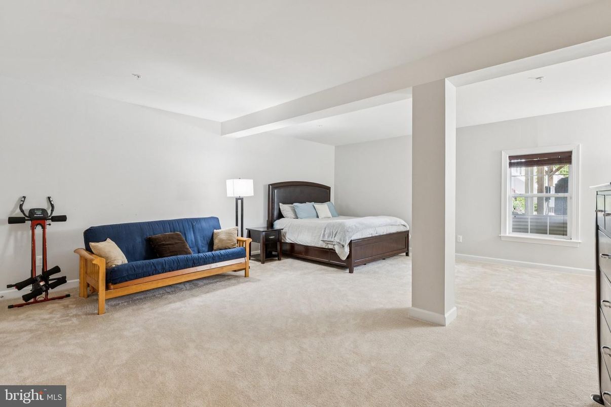 Bedroom, Fitness Equipment, Interior