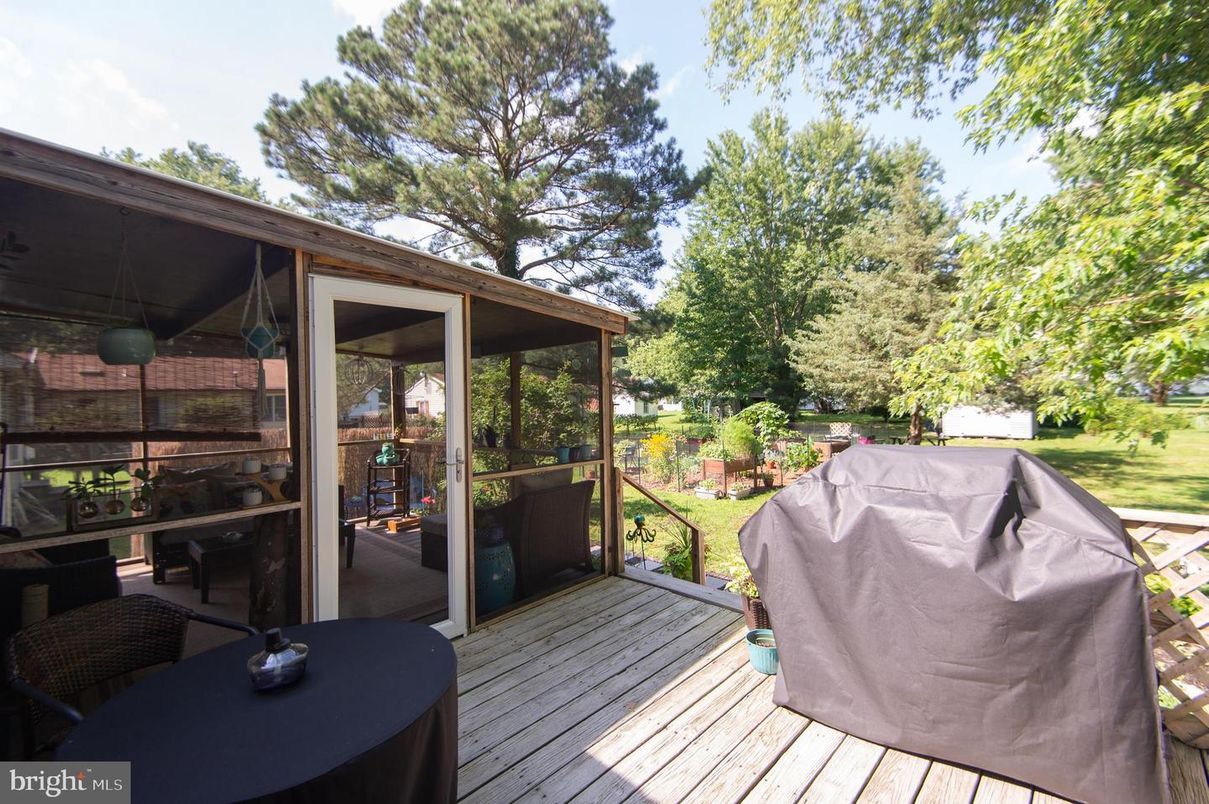 Exterior, Hot Tub