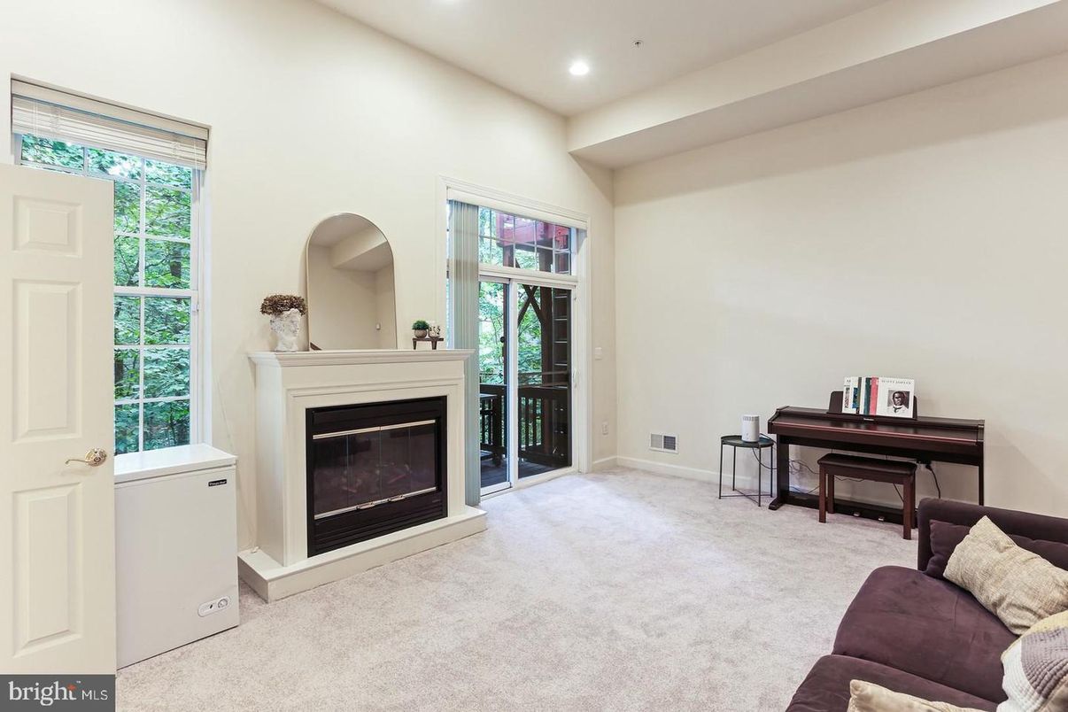 Fireplace, Interior, Piano, Recessed Lighting
