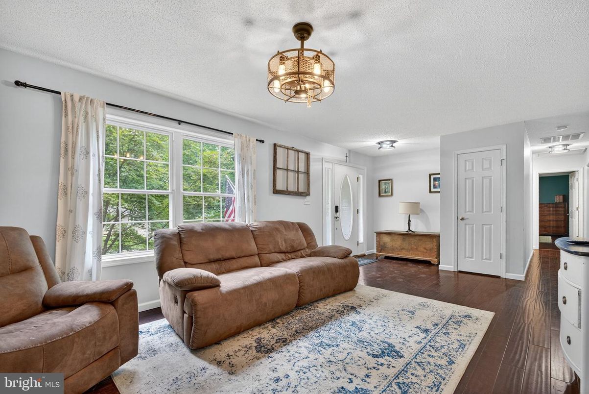 Chandelier, Interior, Living room, Wood Texture Flooring
