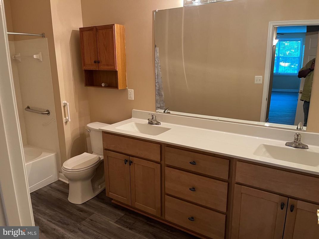Bathroom, Dual Sink Vanities, Interior, Wood Texture Flooring