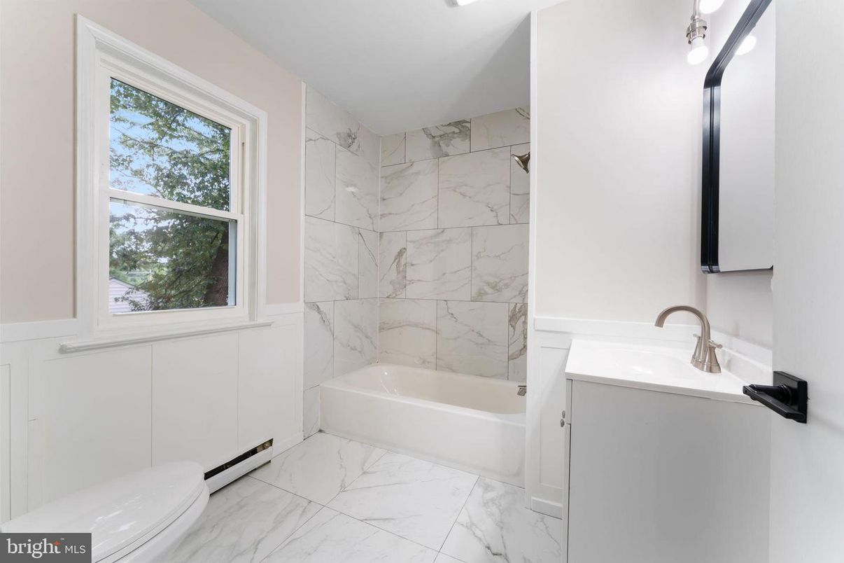 Bathroom, Interior, Marble, Marble Walls