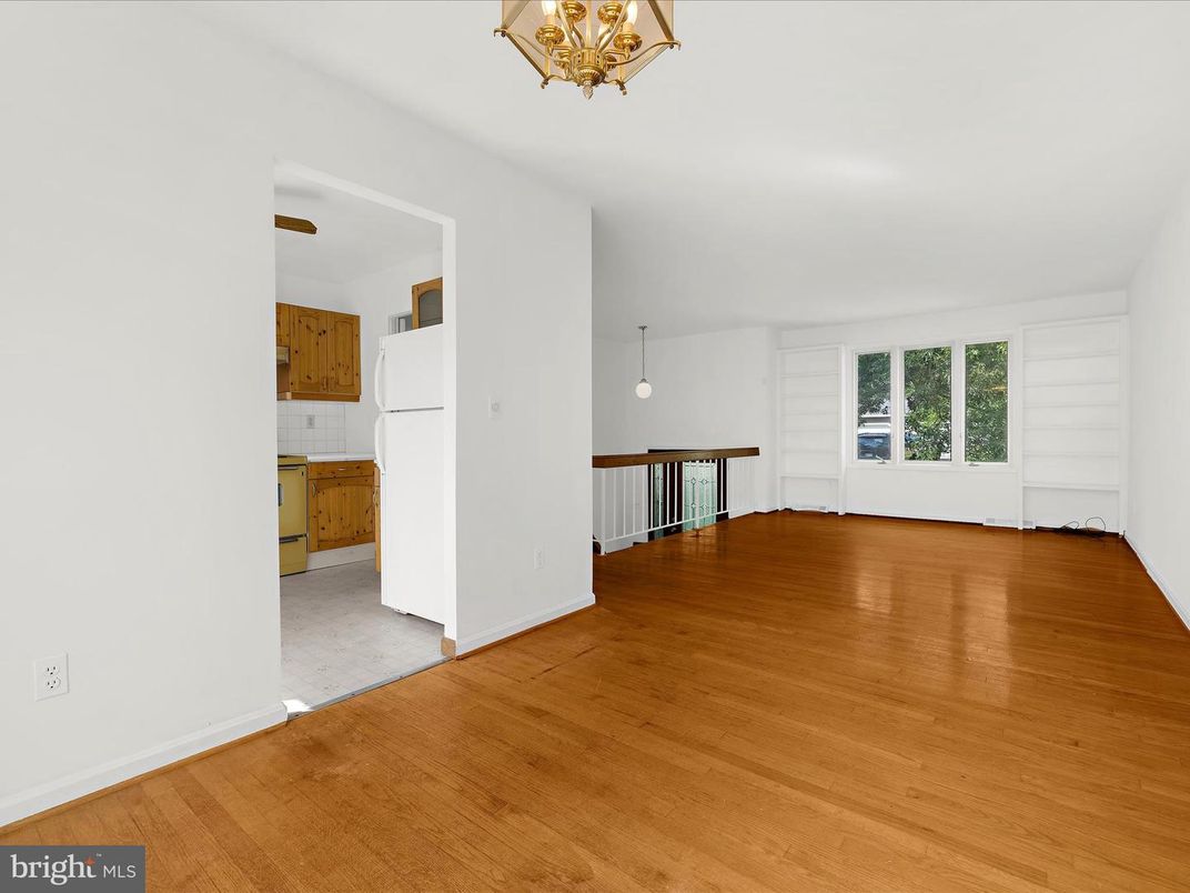 Empty room, Interior, Kitchen, Pendant Lights, Wood Texture Flooring