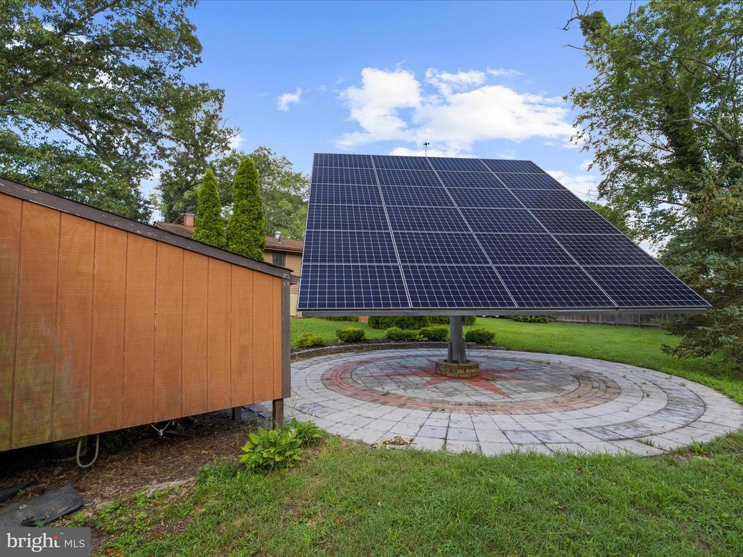 Exterior, Solar Panels
