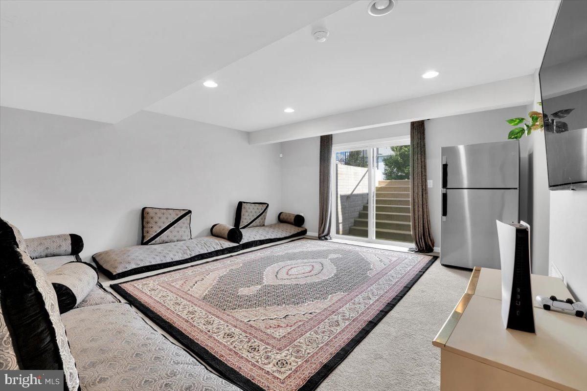 Interior, Recessed Lighting