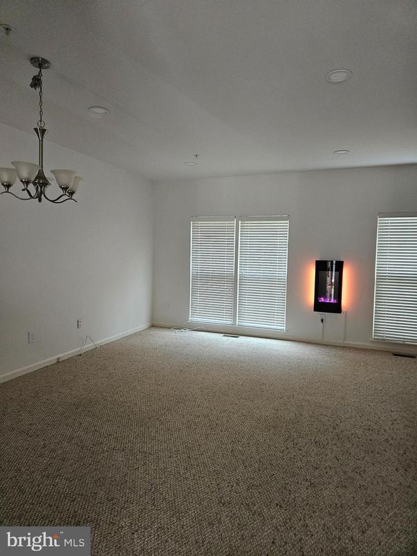 Chandelier, Empty room, Interior