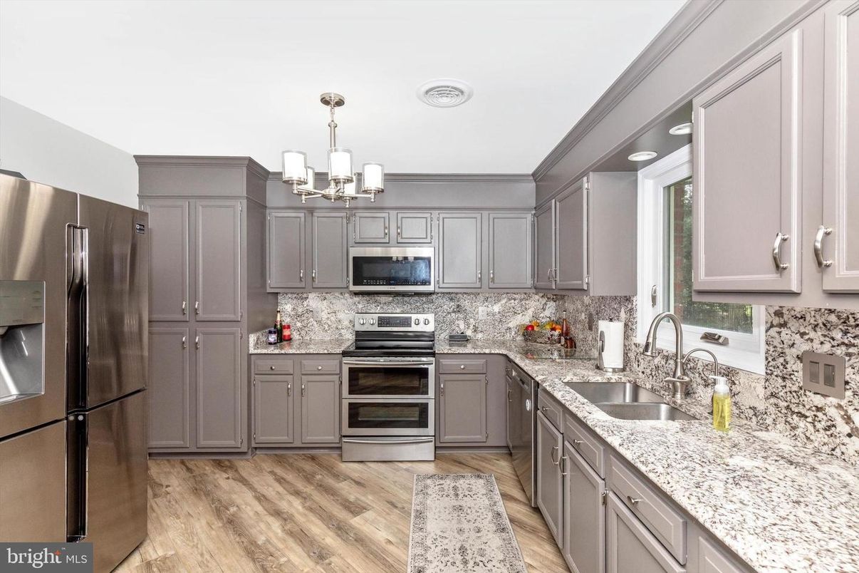 Chandelier, Interior, Kitchen, Stainless Steel Appliances, Wood Texture Flooring