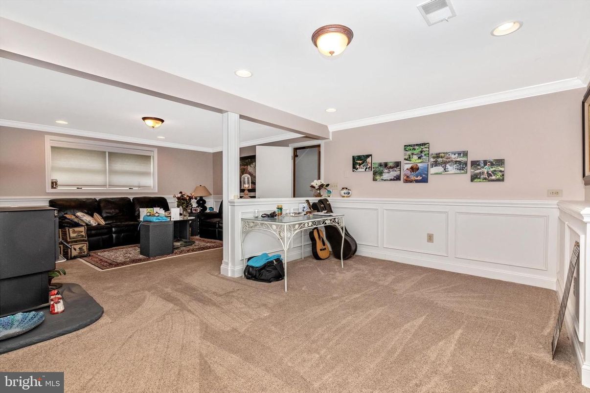 Fireplace, Interior, Recessed Lighting