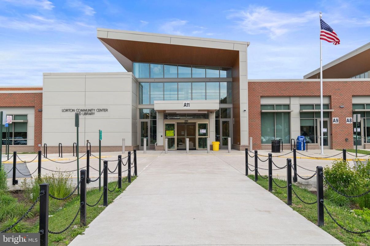 Exterior, Facade, Brick Facade, Modern