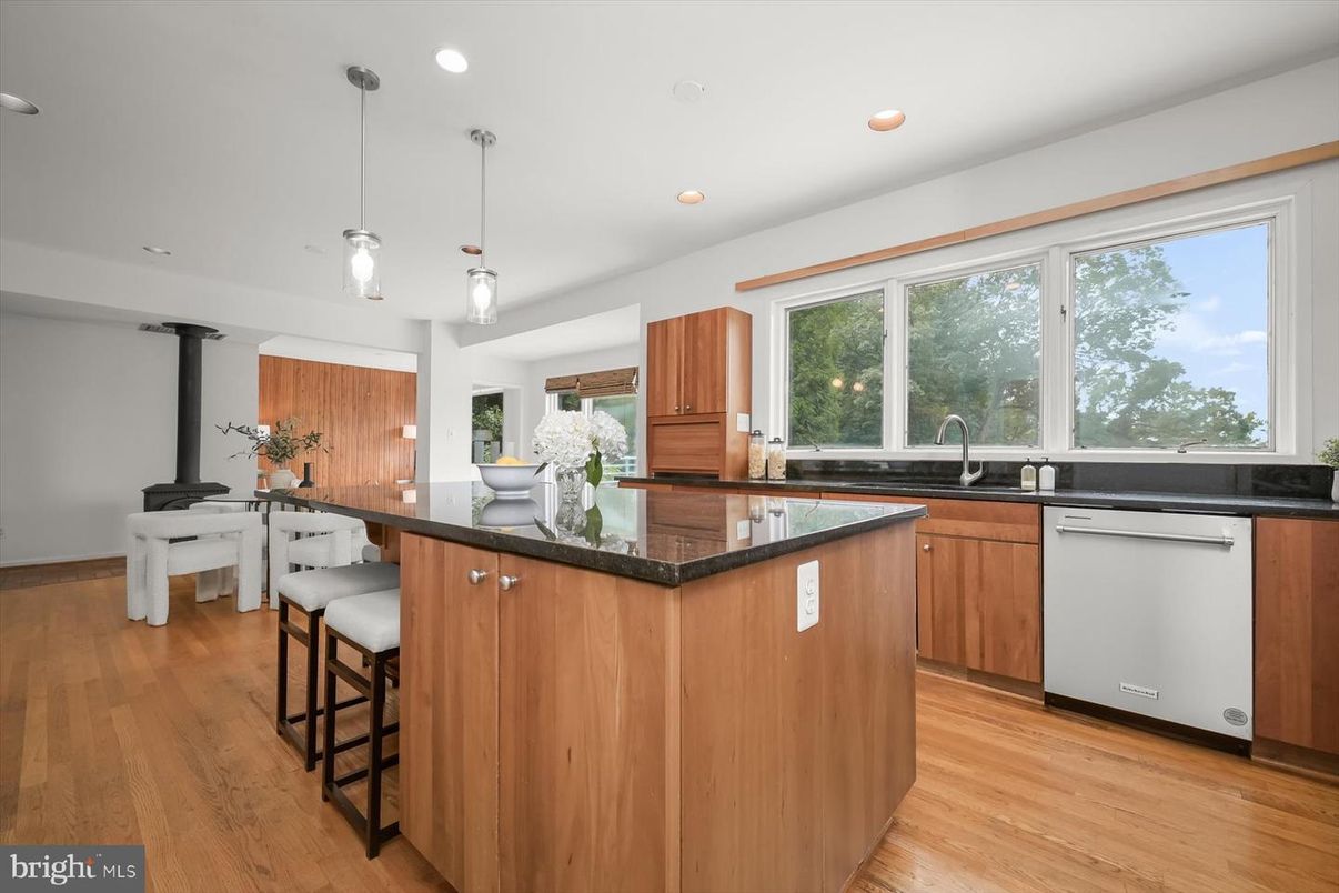 Interior, Kitchen, Pendant Lights, Recessed Lighting, Wood Texture Flooring