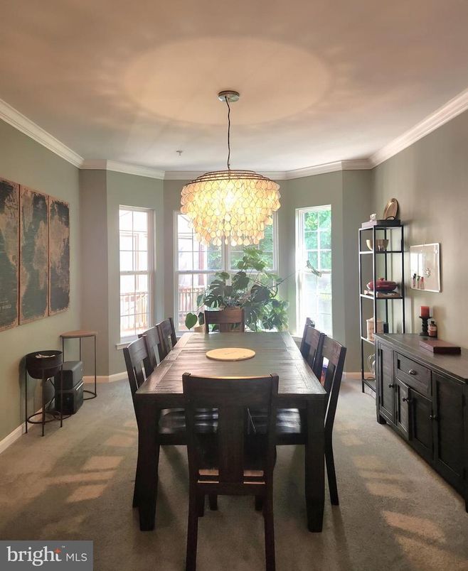 Chandelier, Dining room, Interior