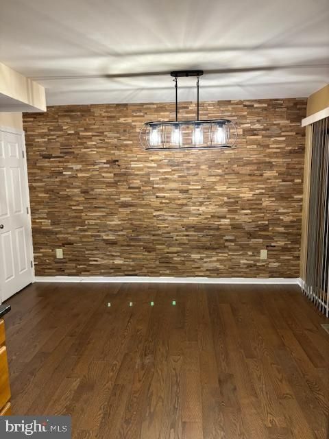 Empty room, Interior, Pendant Lights, Stone Walls, Wood Texture Flooring, Wooden Walls