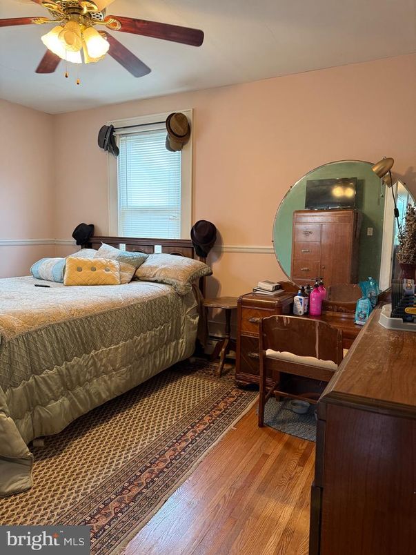Bedroom, Home Office, Interior, Wood Texture Flooring