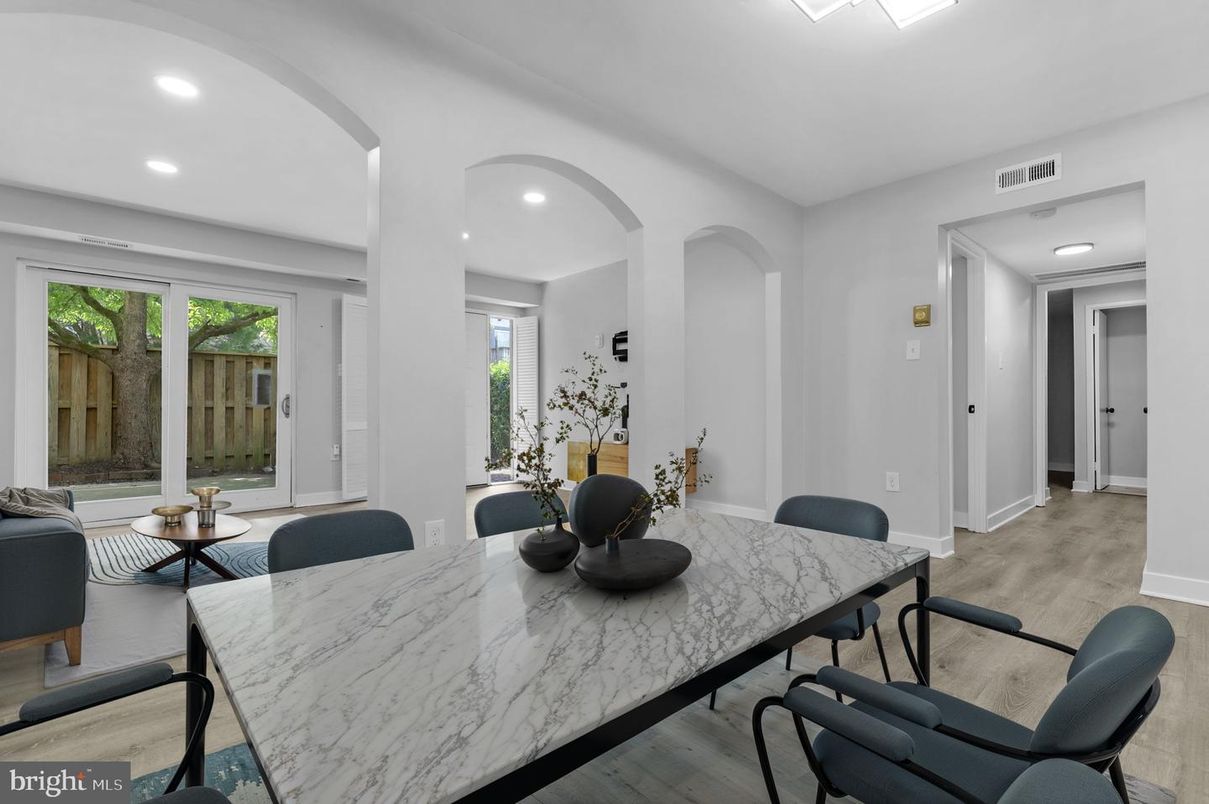Dining room, Interior, Recessed Lighting, Wood Texture Flooring