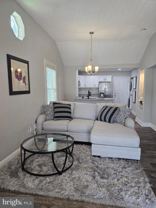 Chandelier, Interior, Kitchen, Living room, Pendant Lights, Recessed Lighting, Wood Texture Flooring