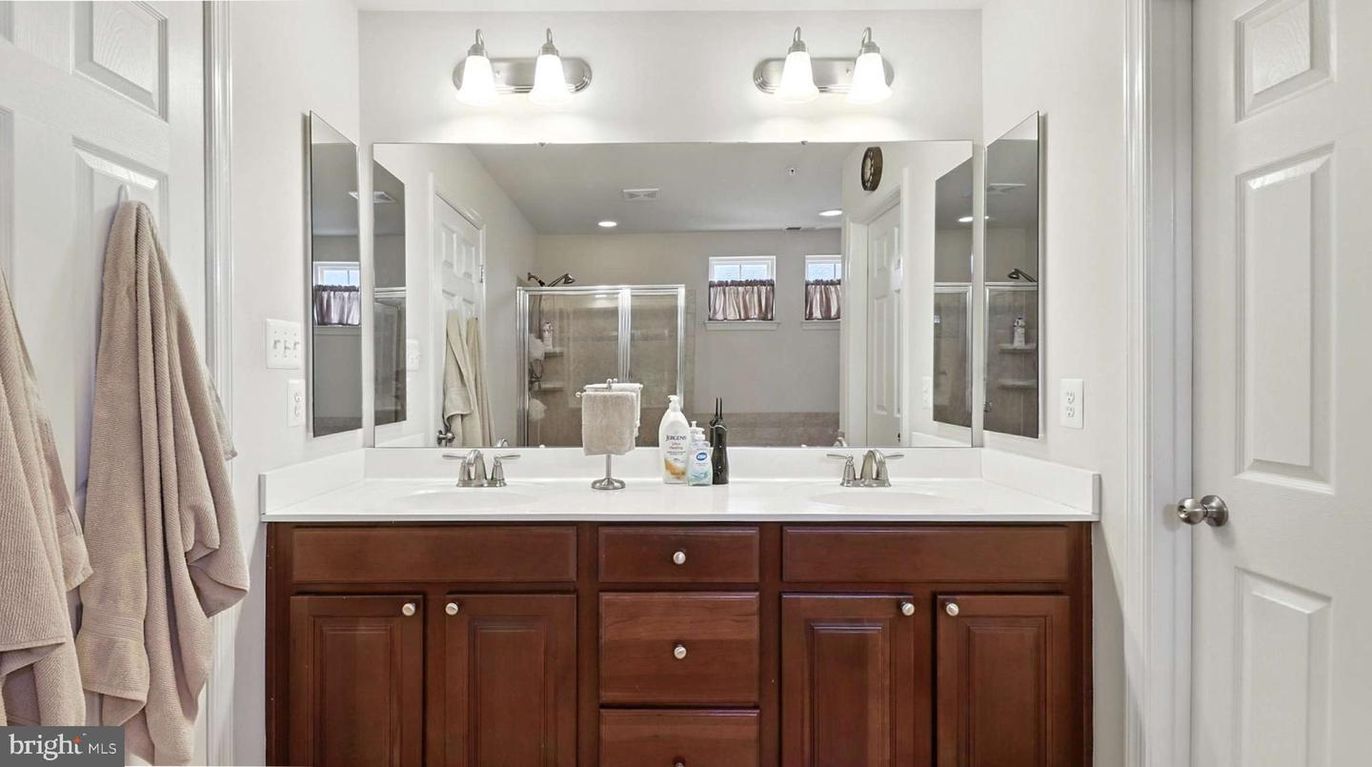 Bathroom, Dual Sink Vanities, Glass Shower, Interior